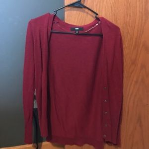 Dark red cardigan with buttons